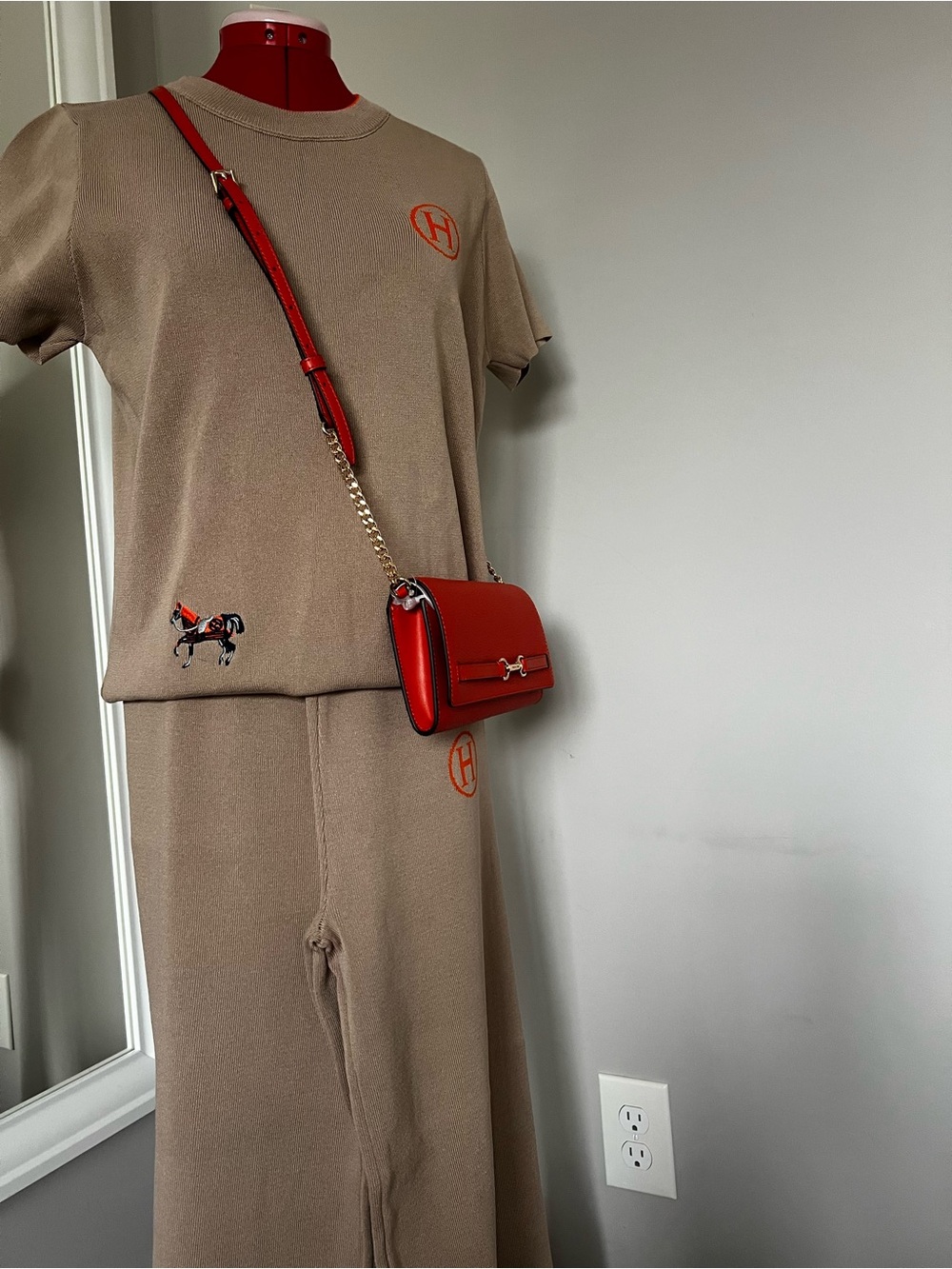 Hermes Beige Knit Short-Sleeve Top & Wide-Leg Pants with Orange Accents size S-M - Picture 5 of 13